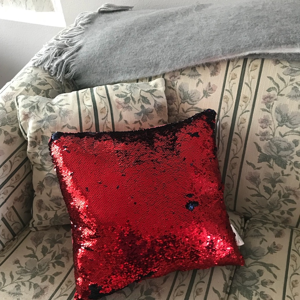 Red Shimmer Pillow